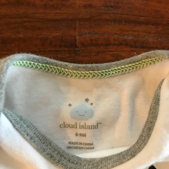 Infant outfit/bib - Picture 2 of 4